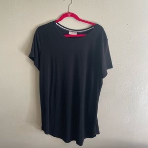 Plain black t-shirt 1X.